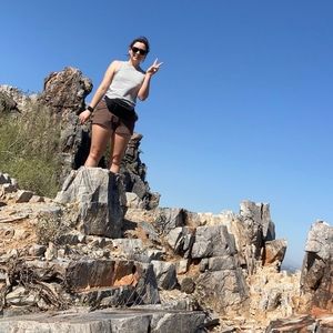 Meet your Posher, Madeline